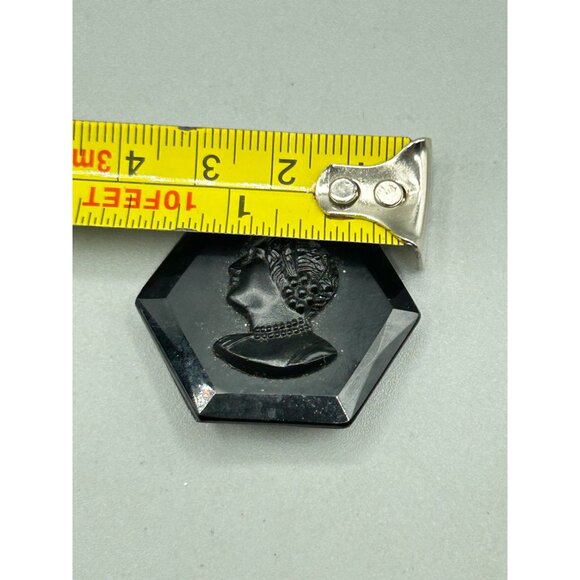 Vintage Black Glass Cameo Pin Brooch Hexagon Left Face Antique Mourning Jewelry - Picture 8 of 8